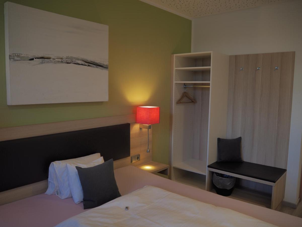 Hotel „Zur Linde“ Ehingen  Esterno foto